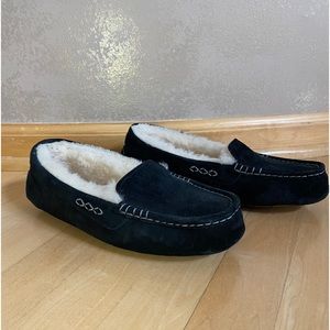 UGG Ansley slippers, Size 8, Black